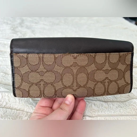 Coach Wallet - Picture 2 of 6